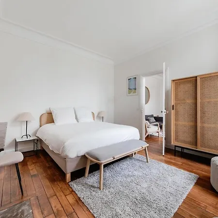 Charming Ground Floor Rue Du Faubourg Saint Honore * Parigi
